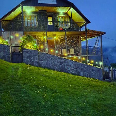 Betegi Guest House Μέστια Εξωτερικό φωτογραφία